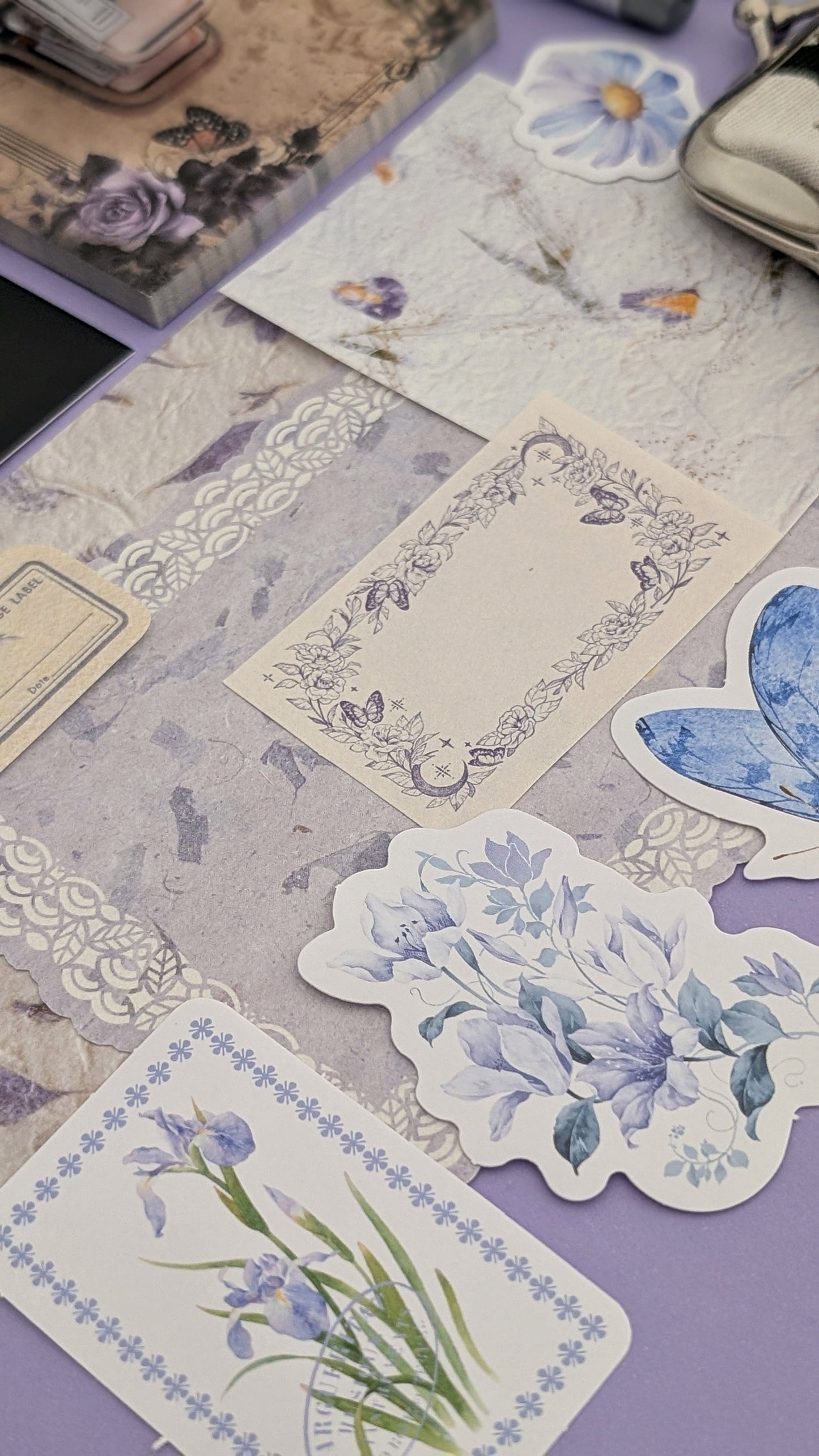 Alice in Wonderland Standard Bundle